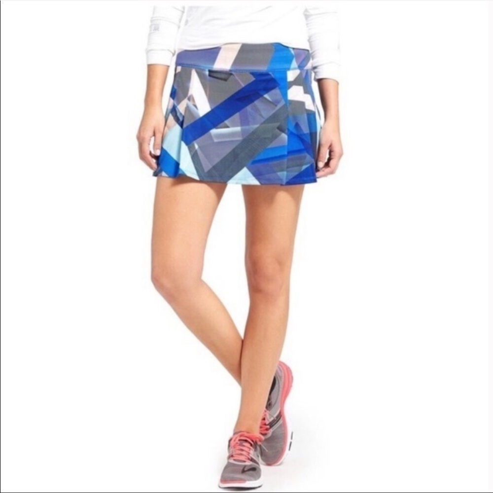 Athleta- Electric Geo Speed Tennis Skort - SM